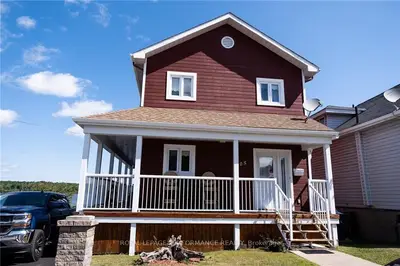 1105 MAIN Street E, Hawkesbury, ON K6A 1B8