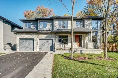 2009 OXBOW Avenue, Alta Vista and Area, ON K1H 5P1