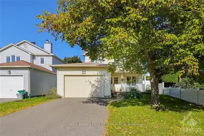 2727 KINGWOOD Lane, Blossom Park - Airport and Area, ON K1T 2G3