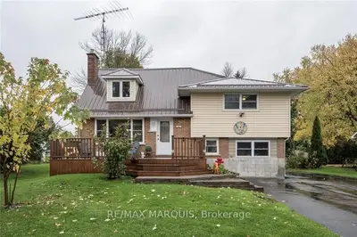 61 MAPLE Street, South Stormont, ON K0C 1M0