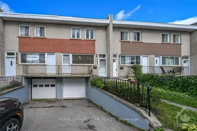 1263 EMPEROR Avenue, Carlington - Central Park, ON K1Z 8C4