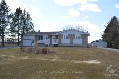 3940 DUNNING Road, Orleans - Cumberland and Area, ON K4B 1J1