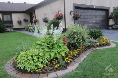 14 SPYGLASS Ridge, Stittsville - Munster - Richmond, ON K2S 1R6