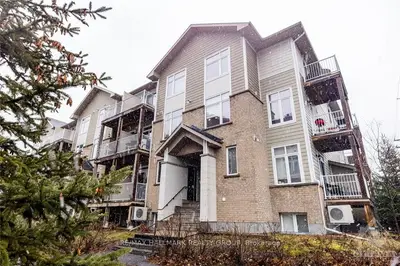 310 EVEREST C, Elmvale Acres and Area, ON K1G 4E3