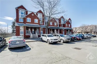 342 BRISTON, Hunt Club - South Keys and Area, ON K1G 5R2