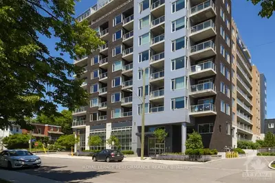 7 Marquette Avenue 309A, Vanier and Kingsview Park, ON K1L 8A7
