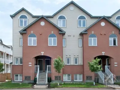 49 JARDIN 323, Manor Park - Cardinal Glen and Area, ON K1K 2V8
