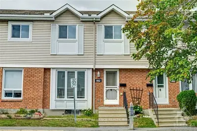 1902 COLORADO Lane, Orleans - Convent Glen and Area, ON K1C 6V2