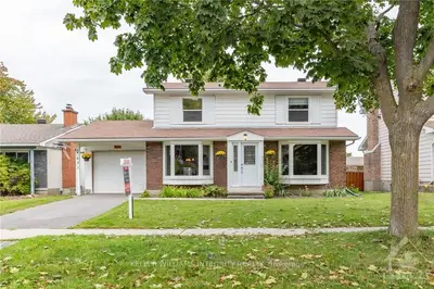 651 LAVERENDRYE Drive, Beacon Hill North - South and Area, ON K1J 7C2