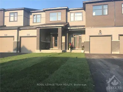 827 DYNASTY Street, Orleans - Cumberland and Area, ON K4A 3W6