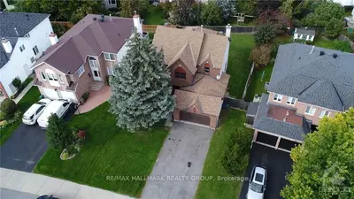 849 MONTCREST Drive, Orleans - Cumberland and Area, ON K4A 3C2