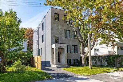 974 HOOPER Street C, Carlington - Central Park, ON K1Z 6K2