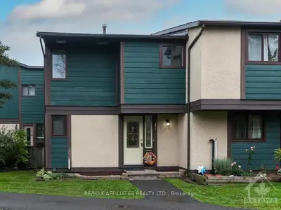 1611 MEADOWBROOK Road, Cyrville - Carson Grove - Pineview, ON K1B 4W6