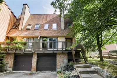 1475 BRYSON Lane, Blossom Park - Airport and Area, ON K1T 2T7