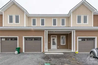 82 LATIGO Ridge, Stittsville - Munster - Richmond, ON K0A 2Z0