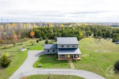 1789 MATHESON Street, Montague, ON K7A 5B8