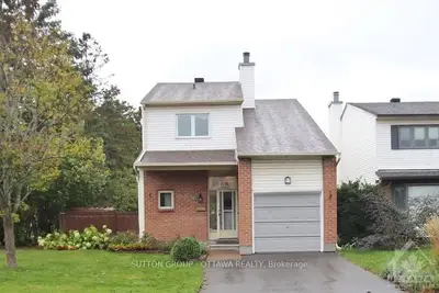 60 RASTILA Crescent, Hunt Club - South Keys and Area, ON K1T 2C6
