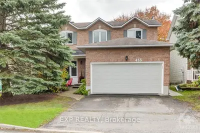 453 OAKLAWN Crescent, Orleans - Cumberland and Area, ON K4A 3J2