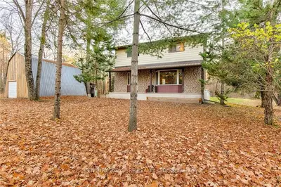 1547 HAWTHORNE Road, Whitewater Region, ON K0J 1C0