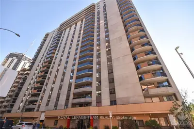 470 LAURIER Avenue W 2002, Ottawa Centre, ON K1R 7W9