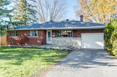 25 CAROLA Street, South of Baseline to Knoxdale, ON K2G 0X9