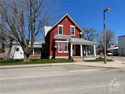56 MAIN Street, Whitewater Region, ON K0J 1K0