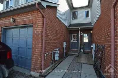 5736 ANDRASI Crescent B, Greely - Metcalfe - Osgoode - Vernon and Area, ON K0A 2W0