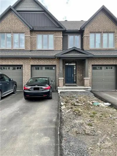 534 MUSCARI Street, Blossom Park - Airport and Area, ON K1T 0S3