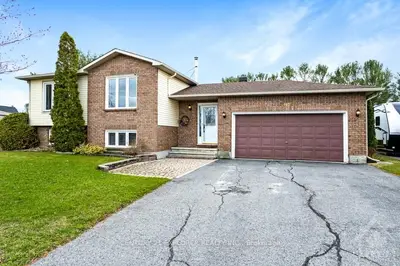 107 Bonnie Lane, Carp - Dunrobin - Huntley - Fitzroy And Area, On K0a 2h0