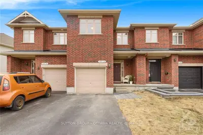 1012 GRAPEFERN Terrace, Orleans - Cumberland and Area, ON K4A 0L9