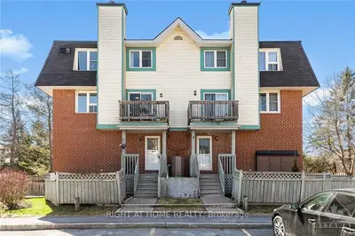 12 Terrace Drive 212, Bells Corners and South to Fallowfield, ON K2H 9J3