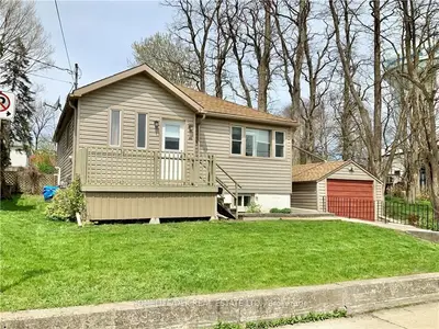 30 CHISLETT Street, Brockville, ON K6V 4K9