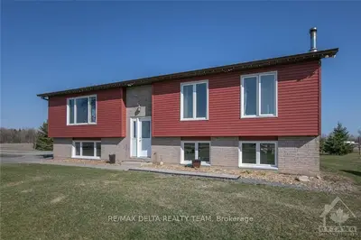 2951 BIRCHGROVE Road, Orleans - Cumberland and Area, ON K0A 3E0