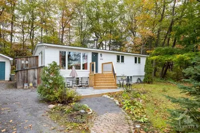1231 BAYVIEW Drive, Constance Bay - Dunrobin - Kilmaurs - Woodlawn, ON K0A 3M0