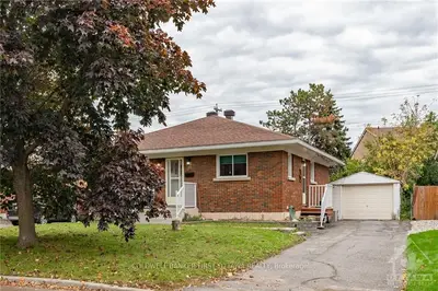 651 SHELLEY Avenue, Alta Vista and Area, ON K1G 0N5