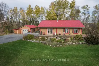 21600 GLEN ROBERTSON Road, North Glengarry, ON K0B 1H0