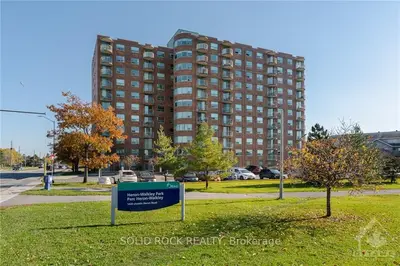 1440 HERON Road 806, Hunt Club - South Keys and Area, ON K1V 0X2