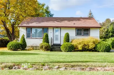 10 DONEGAL Road, Stittsville - Munster - Richmond, ON K2S 1P7