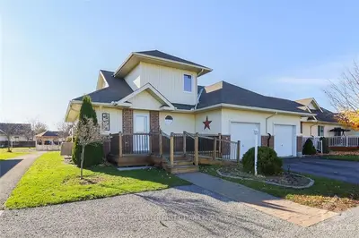 517 Pumpkin Patch, Stittsville - Munster - Richmond, On K0a 2z0