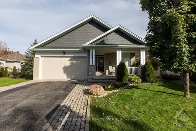 794 SWALLOWTAIL Crescent, Orleans - Cumberland and Area, ON K4A 4M2