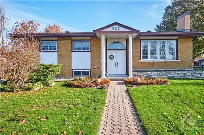 937 INNSWOOD Drive, McKellar Heights - Glabar Park and Area, ON K2A 3S2