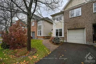 515 DEVONWOOD Circle, Blossom Park - Airport and Area, ON K1T 4E4