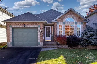 1000 COMO Crescent, Orleans - Cumberland and Area, ON K4A 3Z6