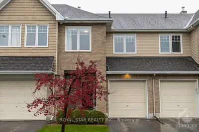 791 HAZELNUT Crescent, Blossom Park - Airport and Area, ON K1T 0K2