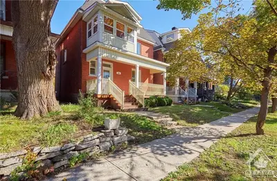 159 IRVING Avenue 2, West Centre Town, ON K1Y 1Z6