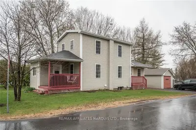11 CATHERINE Street W, North Glengarry, ON K0C 1T0