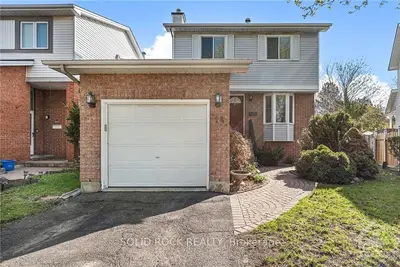 14 NEWPORT Crescent, Hunt Club - South Keys and Area, ON K1T 3M2