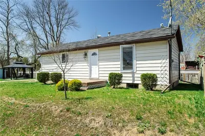 232 DOUGLAS Street, Pembroke, ON K8A 5L5