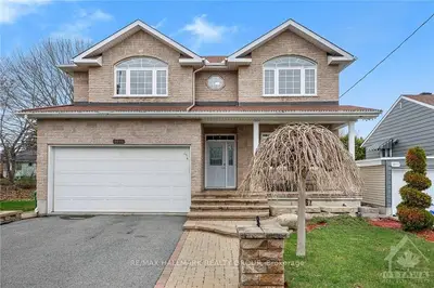 1811 KINGSDALE Avenue, Blossom Park - Airport and Area, ON K1T 1H7