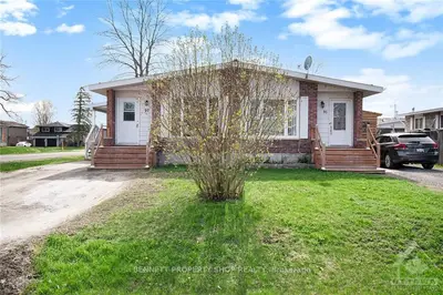 95-97 CARRAWAY Crescent, South Dundas, ON K0C 1X0
